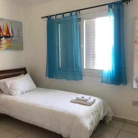 Bright 2 Bed, Pool Facing In Limnaria Gardens Apartment