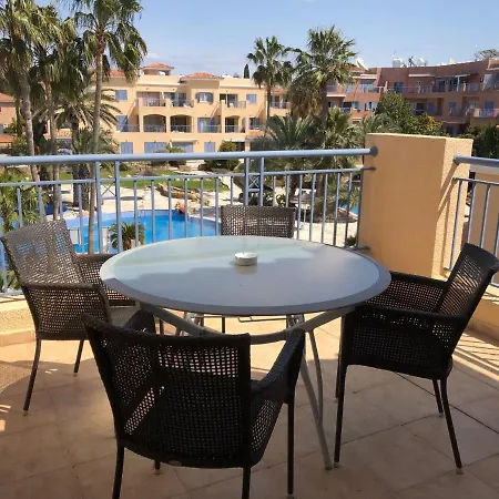 Bright 2 Bed, Pool Facing In Limnaria Gardens